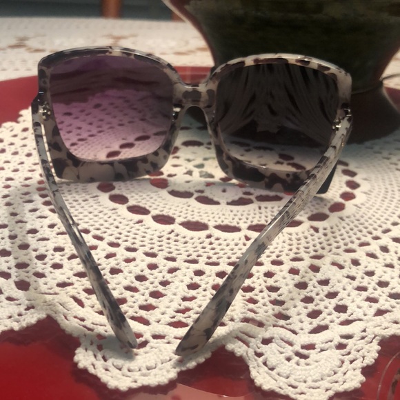 Trendy classy Vintage Oversized Women Luxury Brand Square sunnies (Retro) - Picture 4 of 5